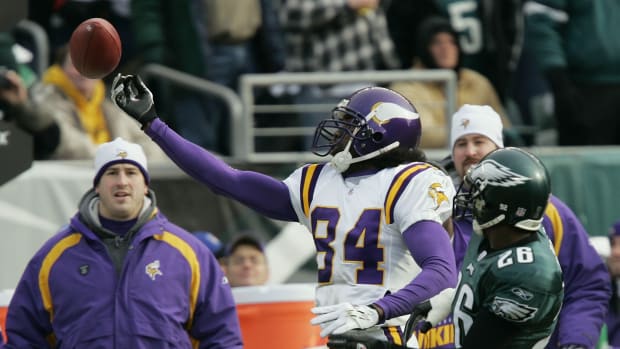 Eagles - Randy Moss